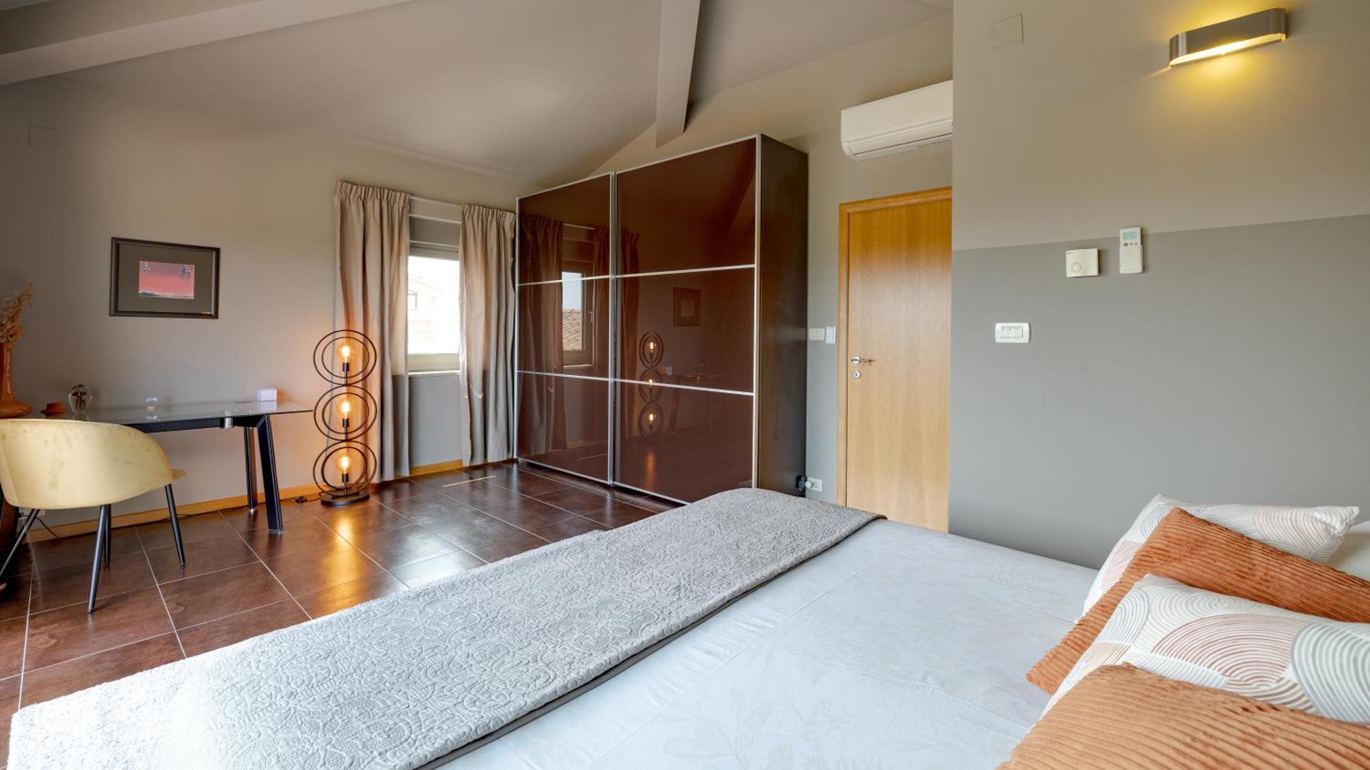Villa Labin In Zartinj - Luxury Privacy Heated Pool With Auto Cover Exteriör bild
