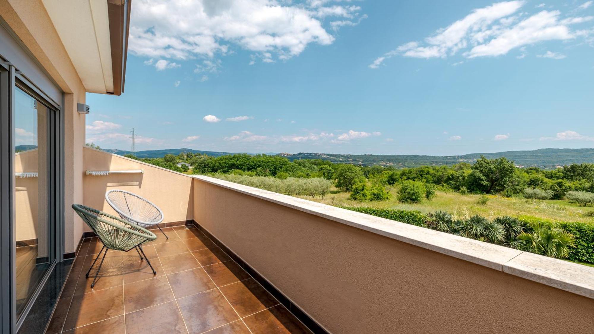 Villa Labin In Zartinj - Luxury Privacy Heated Pool With Auto Cover Exteriör bild