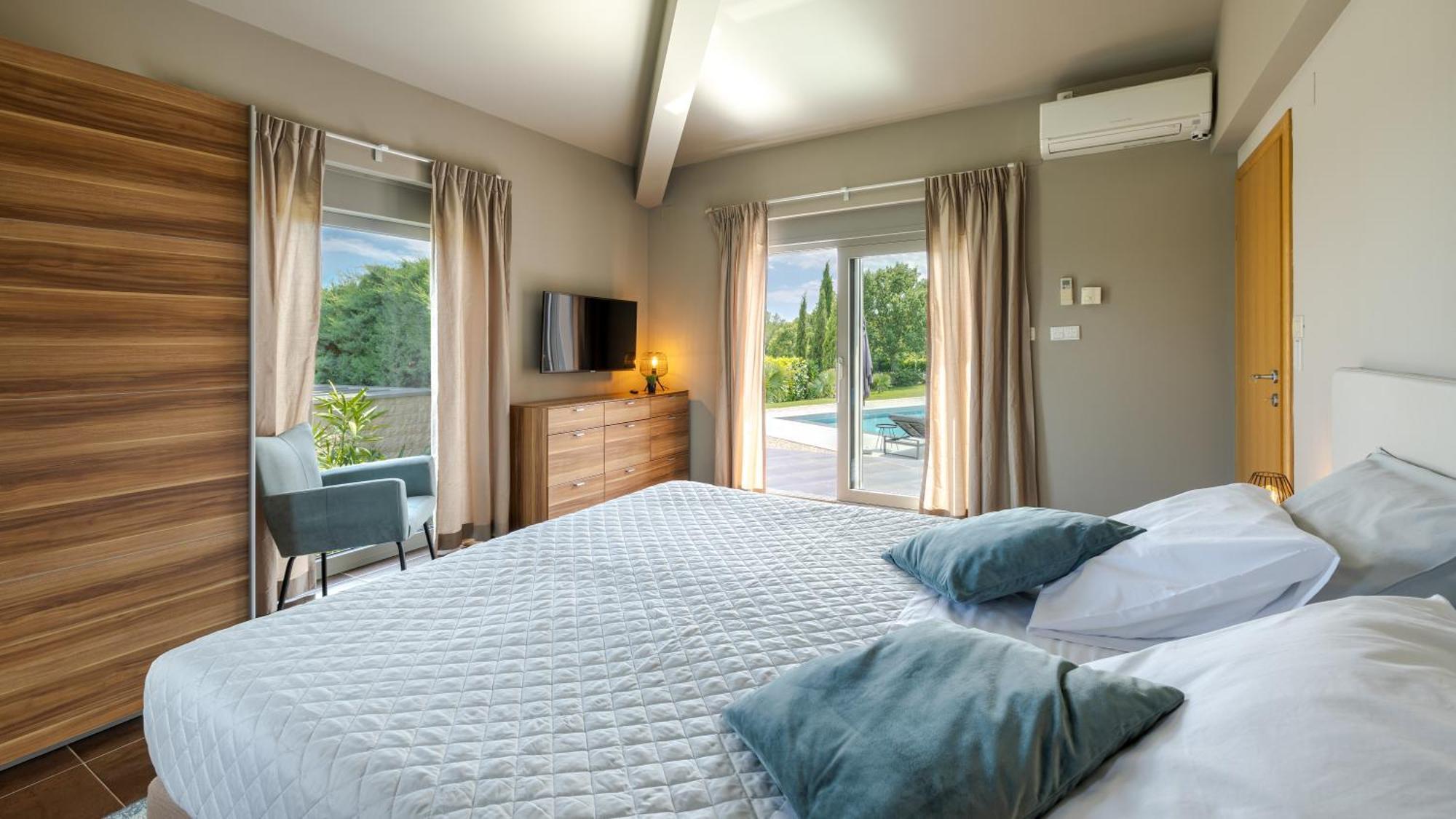 Villa Labin In Zartinj - Luxury Privacy Heated Pool With Auto Cover Exteriör bild