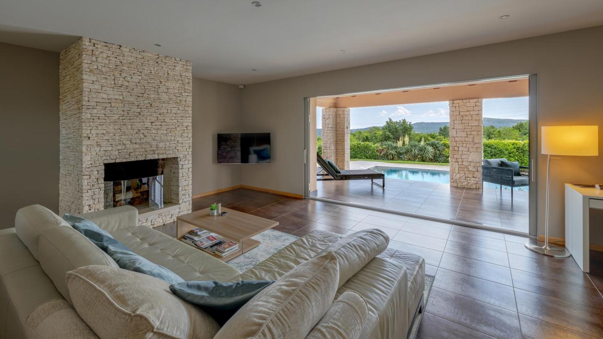 Villa Labin In Zartinj - Luxury Privacy Heated Pool With Auto Cover Exteriör bild