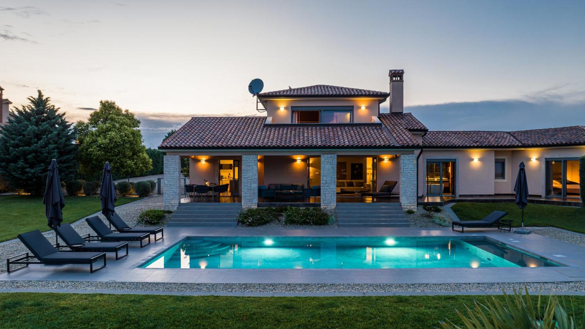 Villa Labin In Zartinj - Luxury Privacy Heated Pool With Auto Cover Exteriör bild